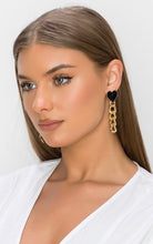 Load image into Gallery viewer, Heart chain earrings

